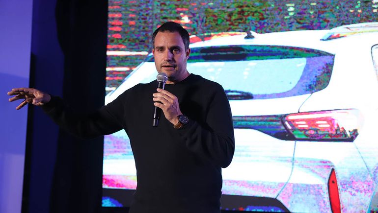 El influencer Pablo Piñero fue parte de la presentación del VW Tera. El influencer Pablo Piñero fue parte de la presentación del VW Tera.