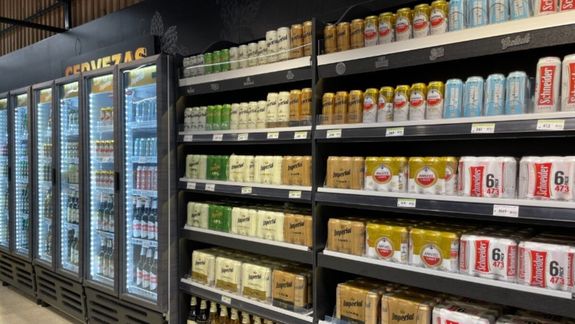 Sorpresa en las góndolas: el increíble precio de una cerveza brasileña