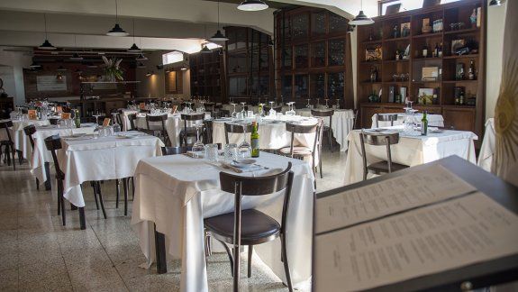 Las nuevas reglas con las que vuelven bares y restaurantes