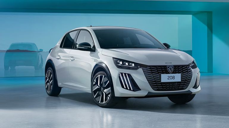 El Peugeot 208 se fabrica en la planta bonaerense de El Palomar. El Peugeot 208 se fabrica en la planta bonaerense de El Palomar.