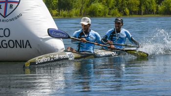 Los Balboa y su gran victoria del 2026. Fotos: prensa Regata Internacional del Río Negro