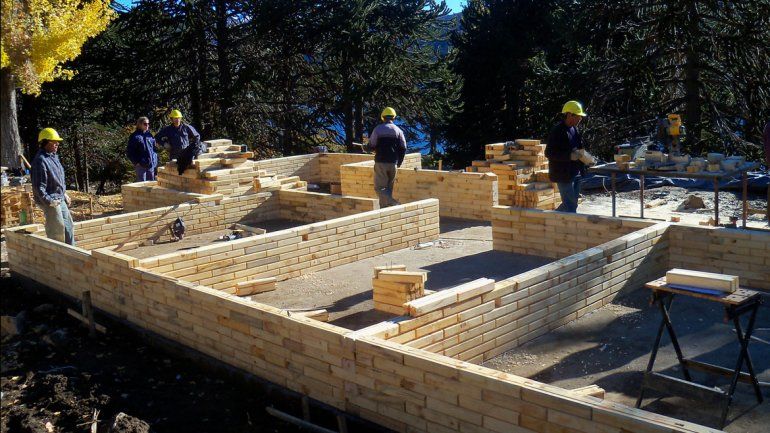 Provincia dará créditos para la compra de 200 viviendas de Corfone