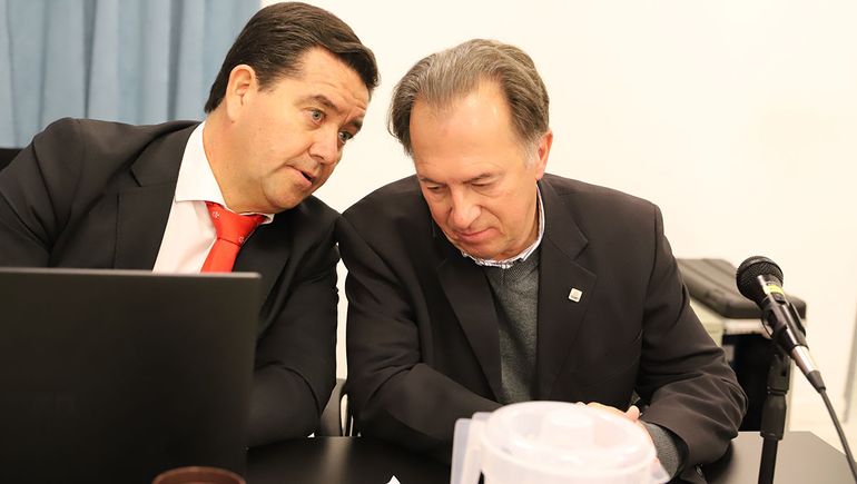 Luis Bertolini y su abogado Javier Pino Muñoz.