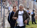 Rogger Morales jugó y dirigió a varios equipos de la zona. Allí conoció al juez que ahora llora.