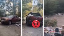 Una mujer que arrojaba basura en un terreno fue escrachada en redes sociales. Una mujer que arrojaba basura en un terreno fue escrachada en redes sociales.