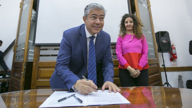 Rolando Figueroa y Ana Servidio.