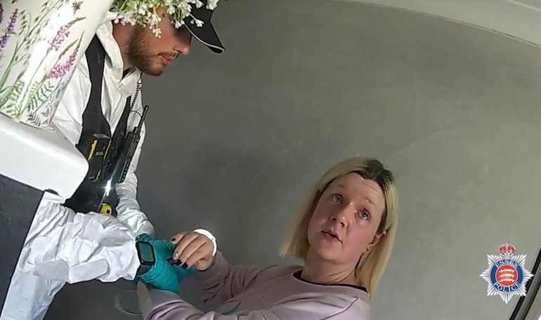 Virginia McCullough en el momento de la detención. Virginia McCullough en el momento de la detención.