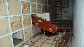 brutal ataque: quisieron incendiar el cementerio brutal ataque: quisieron incendiar el cementerio