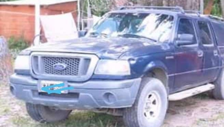 Llevó a su hijo a la escuela y le robaron la camioneta