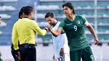 martins le pidio perdon a messi: pido disculpas si me excedi martins le pidio perdon a messi: pido disculpas si me excedi