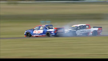 video: el peligroso toque que saco a manu urcera de la pista video: el peligroso toque que saco a manu urcera de la pista