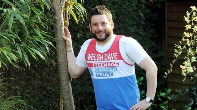 Le hizo creer a su esposa que tenía leucemia para estafar a su suegra