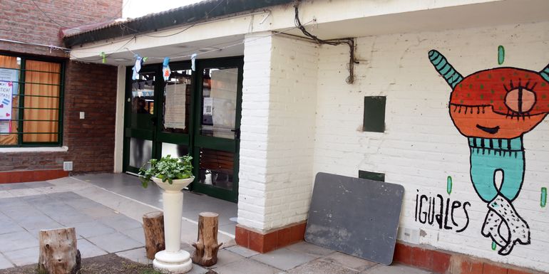 Recibieron amenazas en el jardín 10 de Alta Barda.