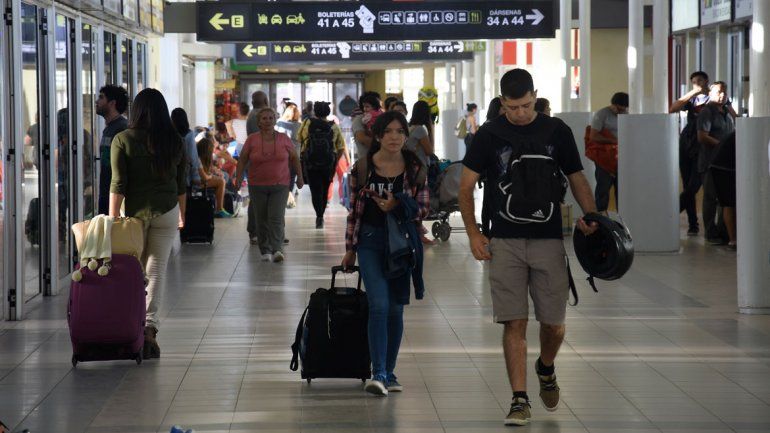 En el inicio de las vacaciones, viajó un 19% menos de turistas desde la ETON