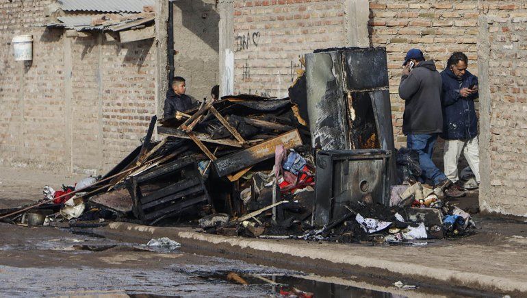 Anai Mapu: un joven de 24 años está grave tras incendiarse su casa