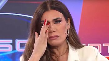 Flor de la V no seguirá en Intrusos. Flor de la V no seguirá en Intrusos.