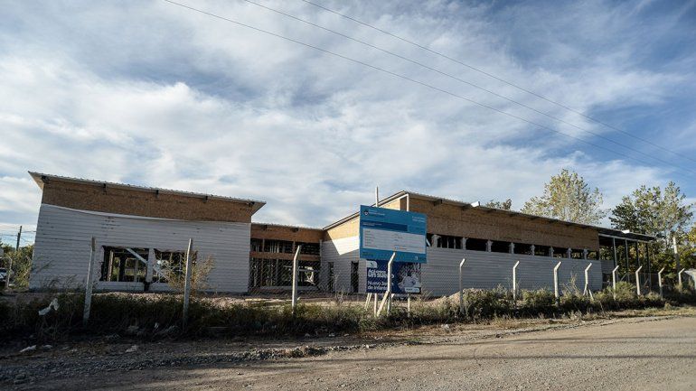 Nación culpa a una contratista por no hacer los jardines