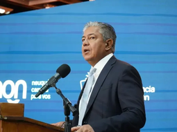 Rolando Figueroa reclama más fondo de Nación. Rolando Figueroa reclama más fondo de Nación.