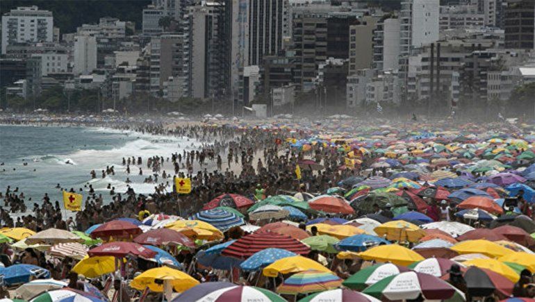 Por el COVID, Río de Janeiro decretó el cierre total de sus playas