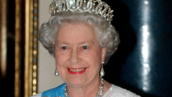 Tras la muerte de la Reina Isabel II, la familia real divide sus joyas