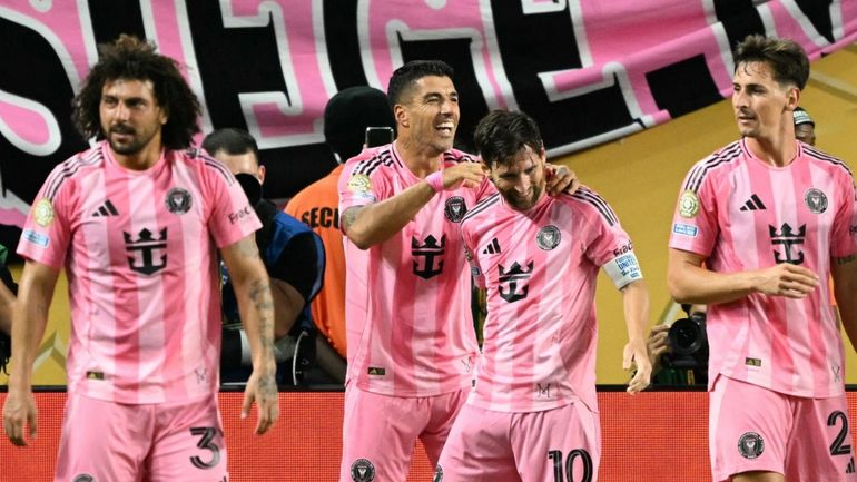 Lionel Messi Lionel Messi