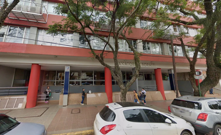 Se encuentra internado en un sanatorio de Posadas.