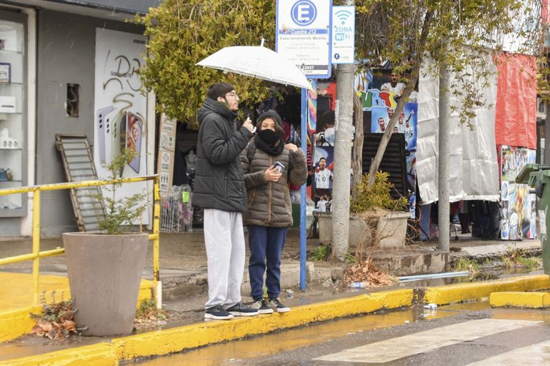 ¿Hasta cuándo sigue la lluvia y qué chances hay de neviscas?