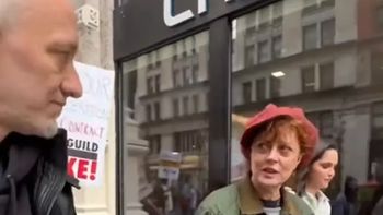 Andy Kusnetzoff y un incómodo momento con Susan Sarandon. Andy Kusnetzoff y un incómodo momento con Susan Sarandon.