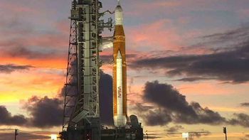 la nasa cancelo el lanzamiento de su cohete mas poderosos a la luna la nasa cancelo el lanzamiento de su cohete mas poderosos a la luna