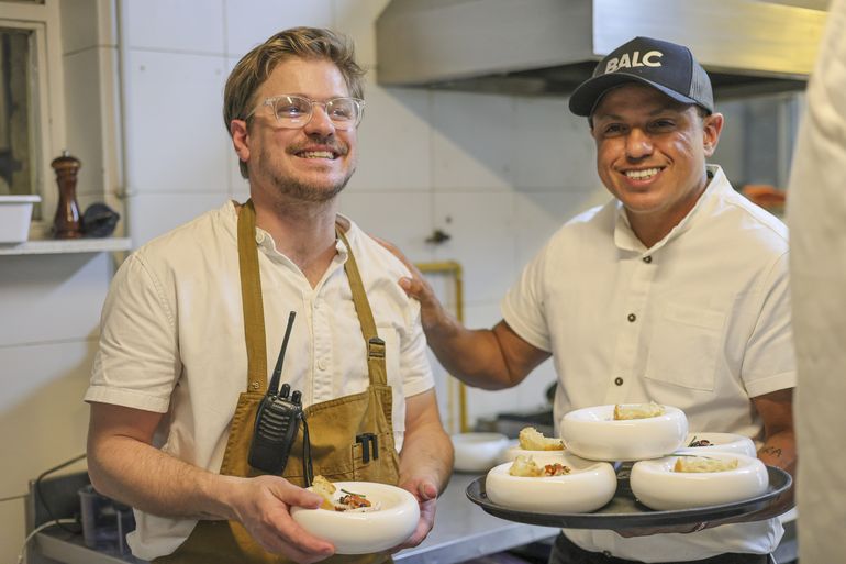 Joaquín Facio y Euder Assis realizaron un pop-up en Auita con cocina brasileña.