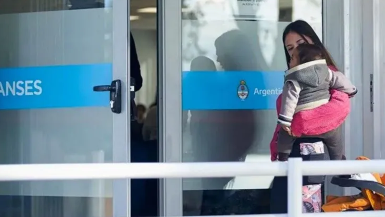 La AUH sirve para contrarrestar la pobreza en los niños