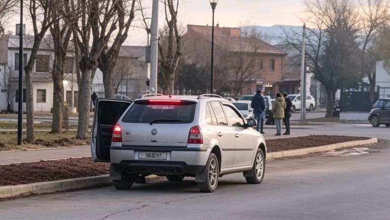 El joven conducía un Volkswagen Gol y se investigan las razones que desencadenaron el siniestro vial.