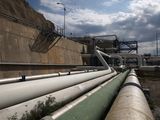 FOTO DE ARCHIVO. El directorio de YPF decidió por unanimidad que Sierra Grande será el lugar donde se instalará la planta de GNL. REUTERS/Costas Baltas