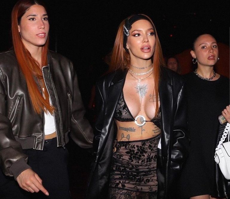 Transparencias y tatuajes al descubierto, una marca registrada. Transparencias y tatuajes al descubierto, una marca registrada.