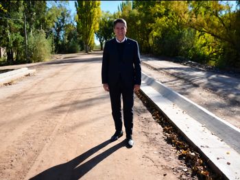 Neuquén diversifica su economía con el turismo y conocimiento como motores del desarrollo.