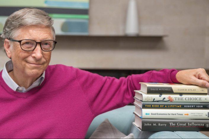 Bill Gates habló del futuro del transporte y descartó los vehículos eléctricos como una posibilidad