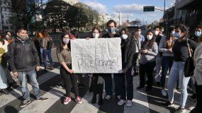 Escándalo en el examen de residencia que define el futuro de más de 10 mil médicos