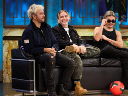 la reflexion de airbag en la television espanola que se volvio viral la reflexion de airbag en la television espanola que se volvio viral