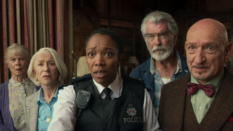El grupo de ancianos se une a la policía local para intentar resolver el crimen. El grupo de ancianos se une a la policía local para intentar resolver el crimen.