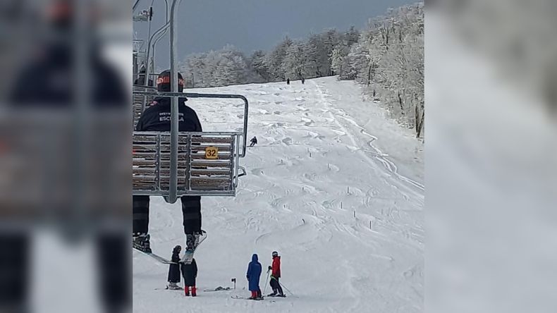 La nevada que devolvió la esperanza: Chapelco se cubrió de blanco y el turismo se reactiva