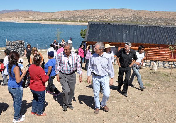 Inauguraron complejo recreativo en la comunidad Ancatruz