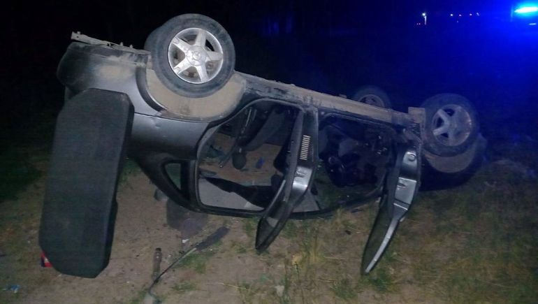 Los jóvenes regresaban desde  Las Grutas cuando protagonizaron el accidente / Foto Gentileza