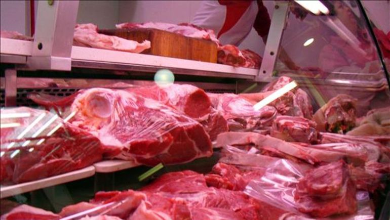 Con la deflación del 3,3% de mayo, el asado está 84% más caro que hace un año