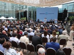 Más de 1.100 referentes del sector asistieron al Desayuno COVIAR 2026 en el hotel Park Hyatt de Mendoza.