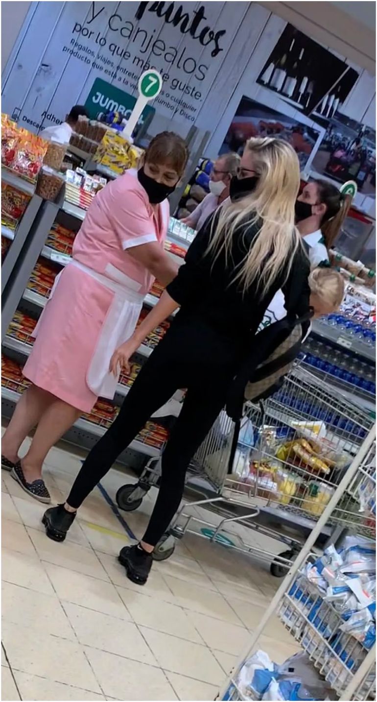 Luciana Salazar y su mucama Luciana Salazar y su mucama