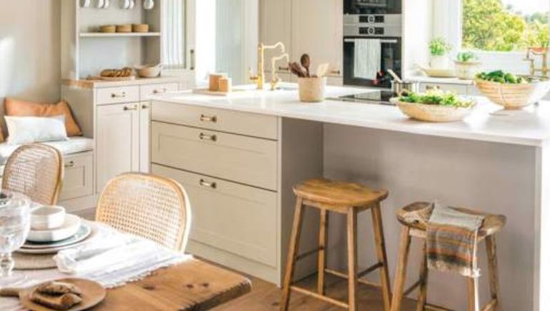 Los nuevos desayunadores sumaron cajones para guardar distintos objetos. Los nuevos desayunadores sumaron cajones para guardar distintos objetos.