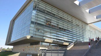 robo dos vehiculos de la calle y cayo por las camaras robo dos vehiculos de la calle y cayo por las camaras