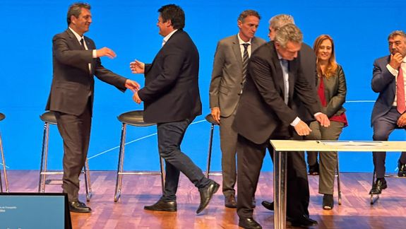 Gaido insistió en su apoyo a Massa para el balotaje y pide correcciones económicas