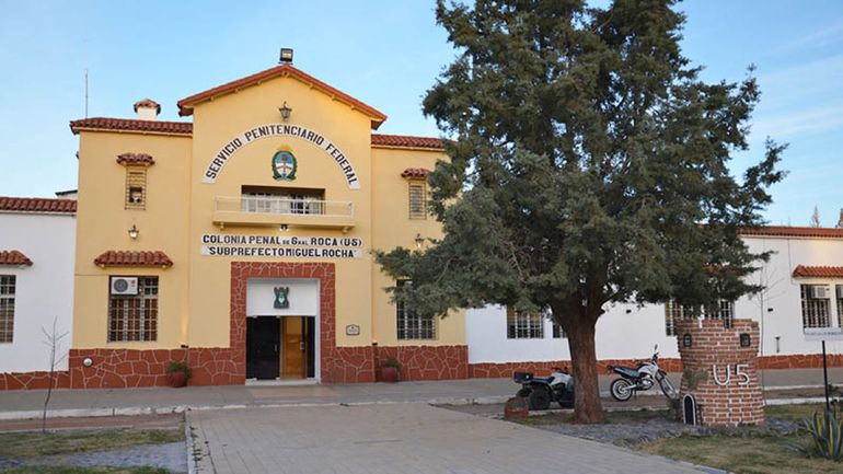 Un hombre murió en la Cárcel Federal de Roca: tenía un disparo en la cabeza