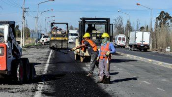 es un caos ir por la multitrocha entre las obras de asfalto es un caos ir por la multitrocha entre las obras de asfalto